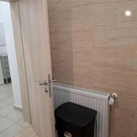 Schöne Vollausgestattete Monteurs- Gästewohnungen 6105 Apartment *